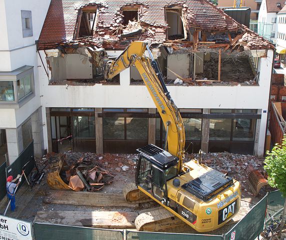 Risks Associated With Demolition Services in Sydney